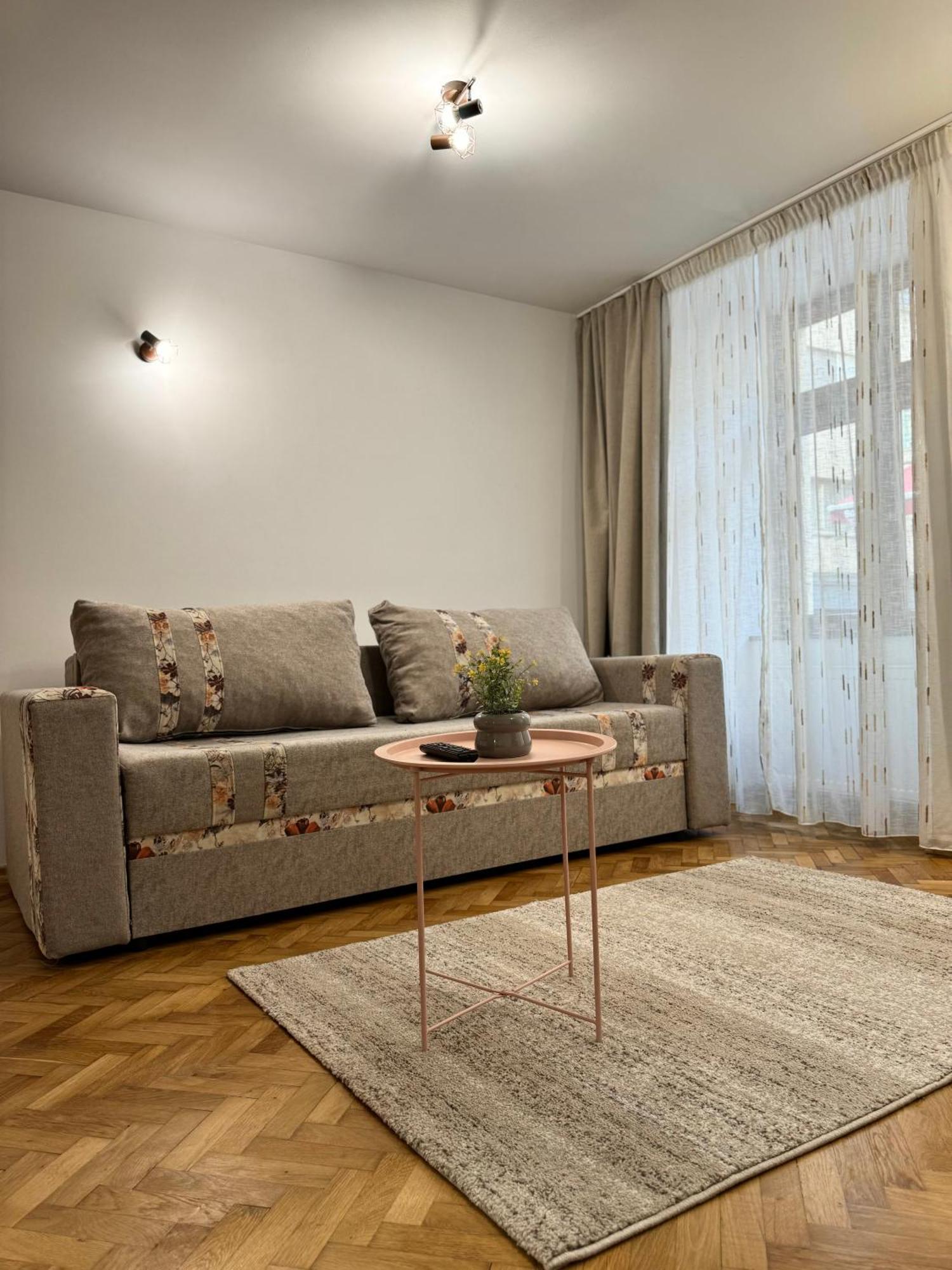 Blancris Studio Brașov Exterior foto